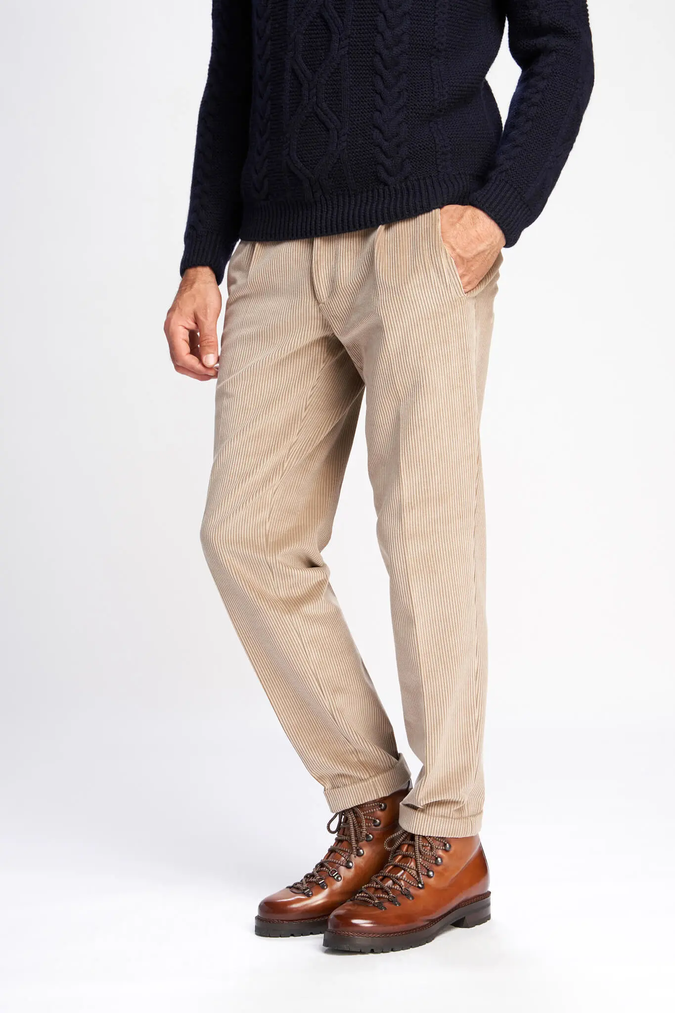 Alain Pleated Chino stretch corduroy