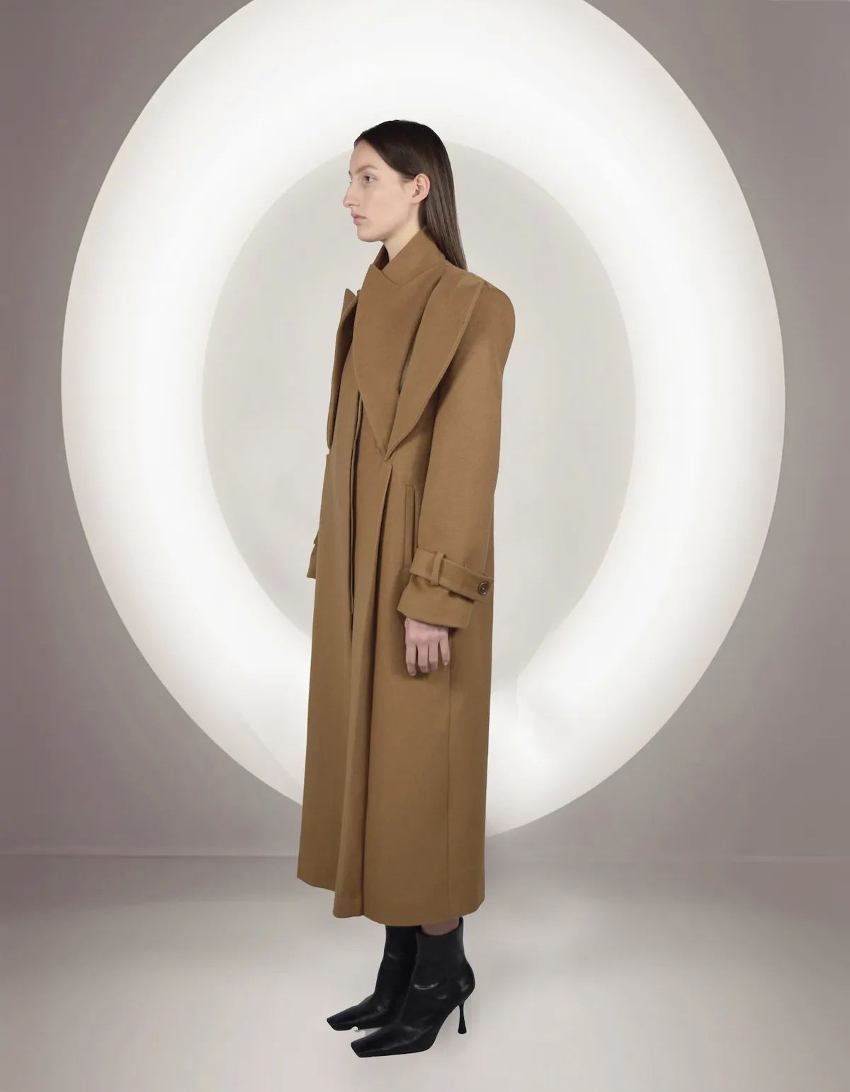 Osprey Cashmere Long Coat - Beige