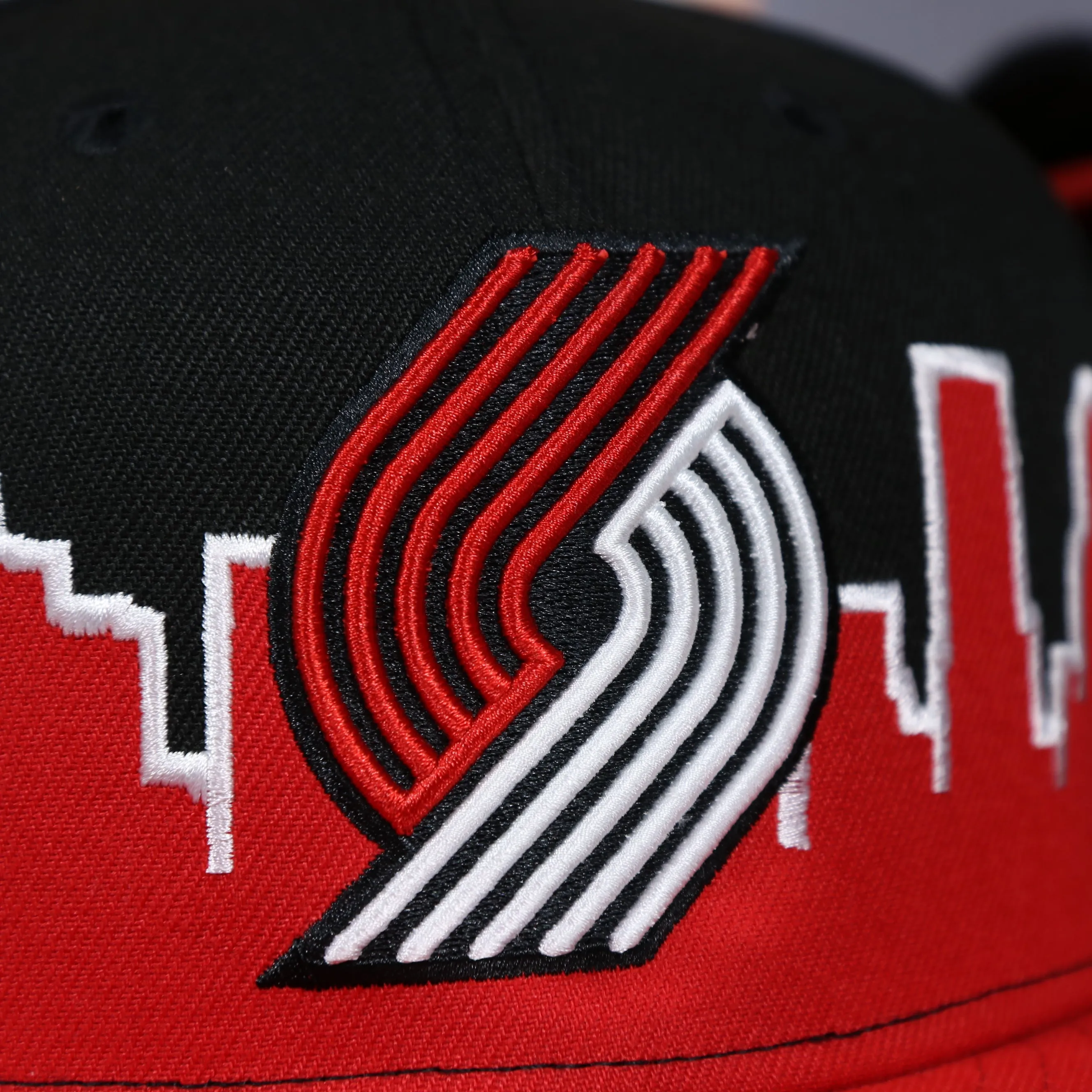 Portland Trail Blazers City Skyline Side Patch 9Fifty Snapback Hat | Portland Skyline 950