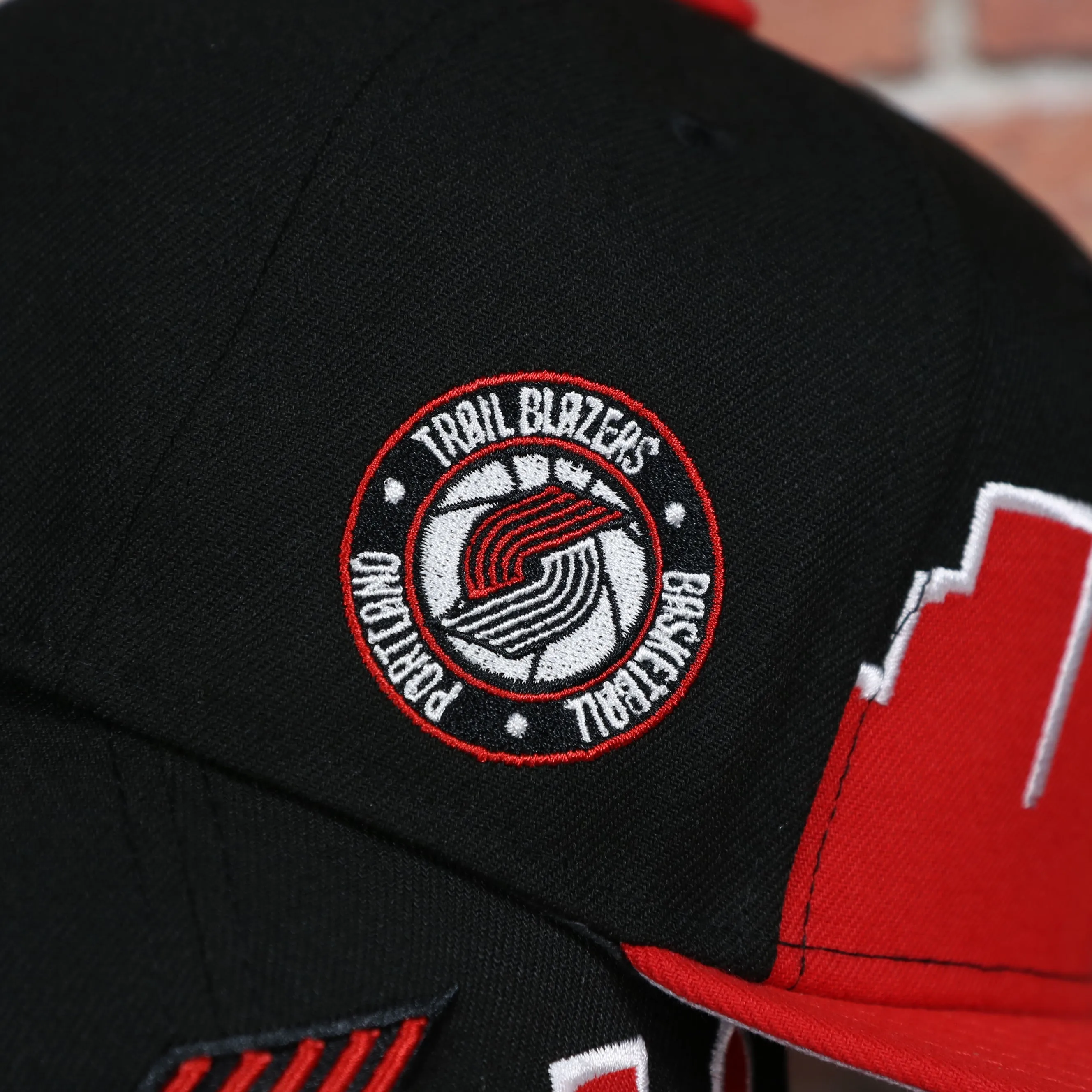 Portland Trail Blazers City Skyline Side Patch 9Fifty Snapback Hat | Portland Skyline 950